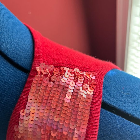 Bloomingdale's Sequin Sweater Vest - Picture 5 of 8